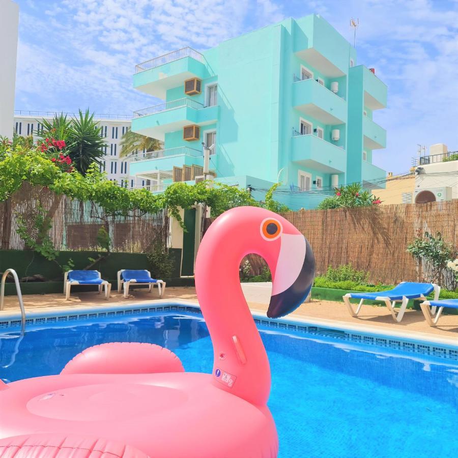 Tabbu Ibiza Apartments Playa d'en Bossa Exterior foto